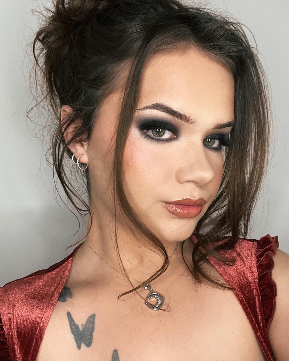 Headshot of Hannah White